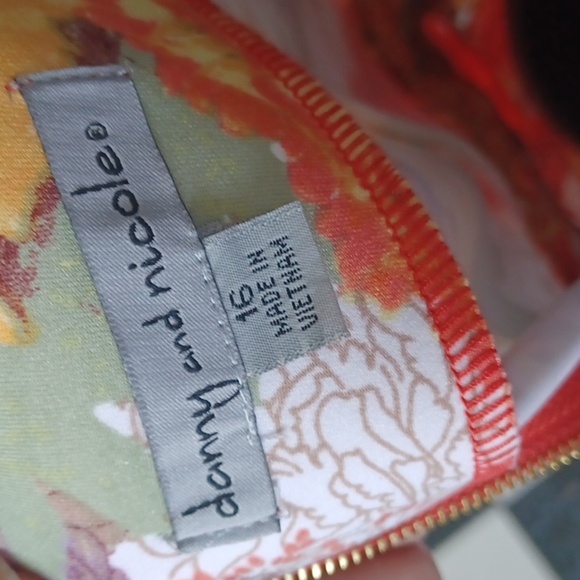 Danny & Nicole Floral A-Line Dress.  SZ 16, NWT, 22" PTP, 39" Long - Picture 7 of 9